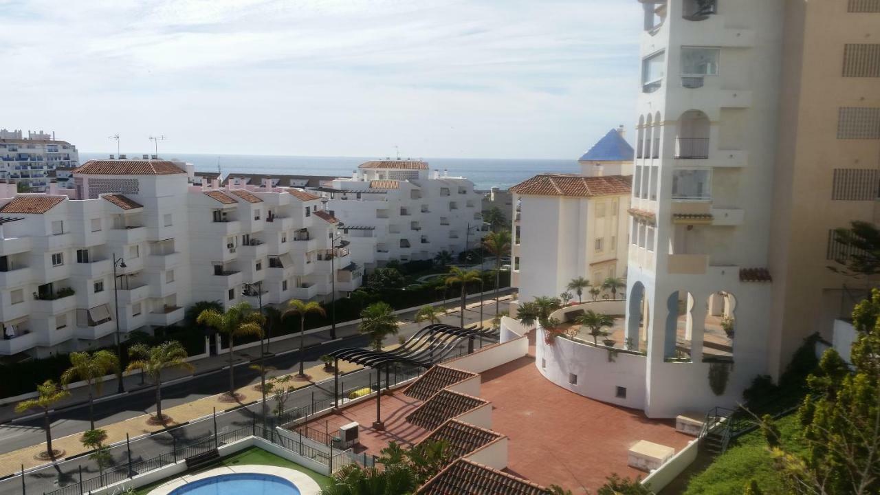 Puerto Deportivo إِستيبونا المظهر الخارجي الصورة