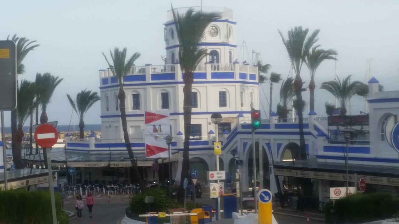 Puerto Deportivo إِستيبونا المظهر الخارجي الصورة