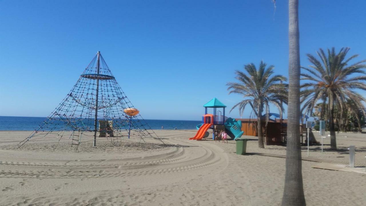 Puerto Deportivo إِستيبونا المظهر الخارجي الصورة