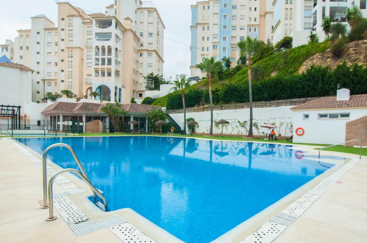 Puerto Deportivo إِستيبونا المظهر الخارجي الصورة
